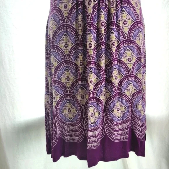 Comfortable Elle Dress EUC 💜 - Picture 5 of 9